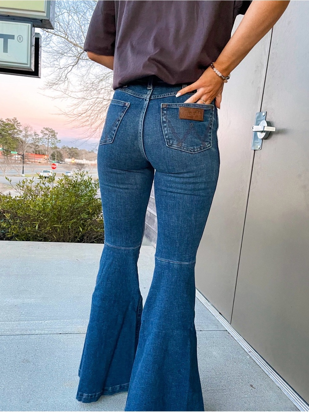 Women's Blue Flare Jeans - High-Rise Wide Leg Denim